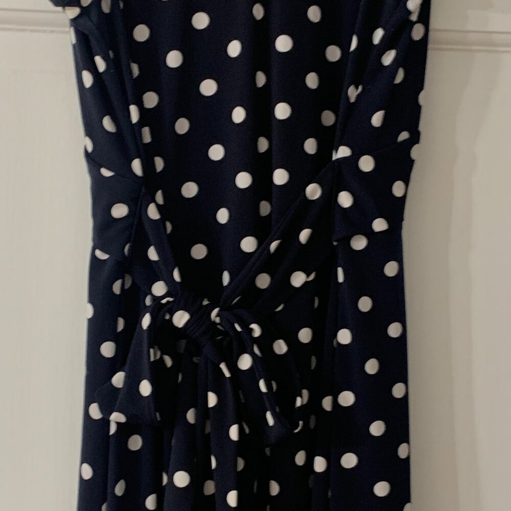 Loft Navy Stretch dress with Polka dots,  criss cross bodice, size 8 - Picture 5 of 9